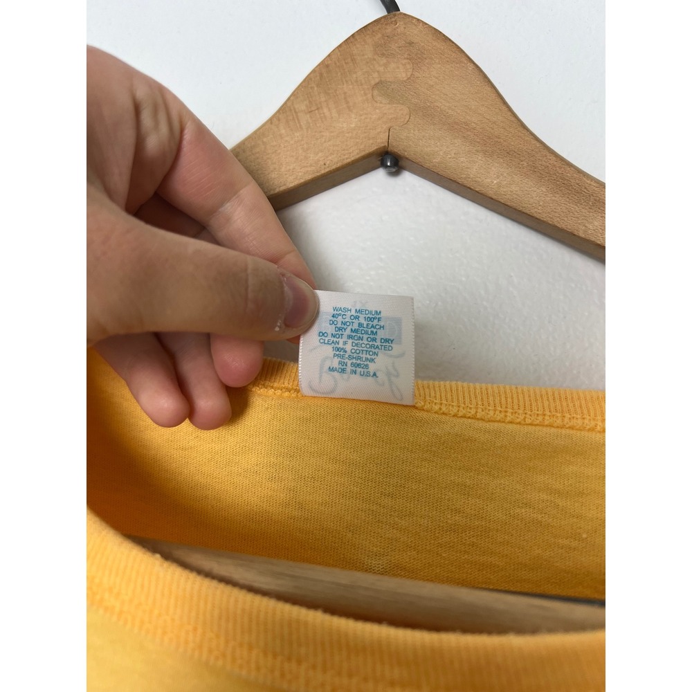 Beach Bound Vintage Yellow Graphic T-Shirt Dress Beach Chairs Pocket USA 1X - Picture 5 of 7